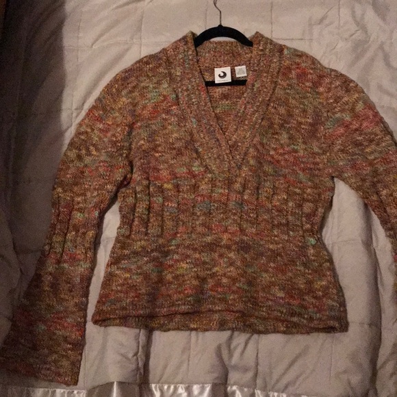 Tsunami sweater - Picture 1 of 4